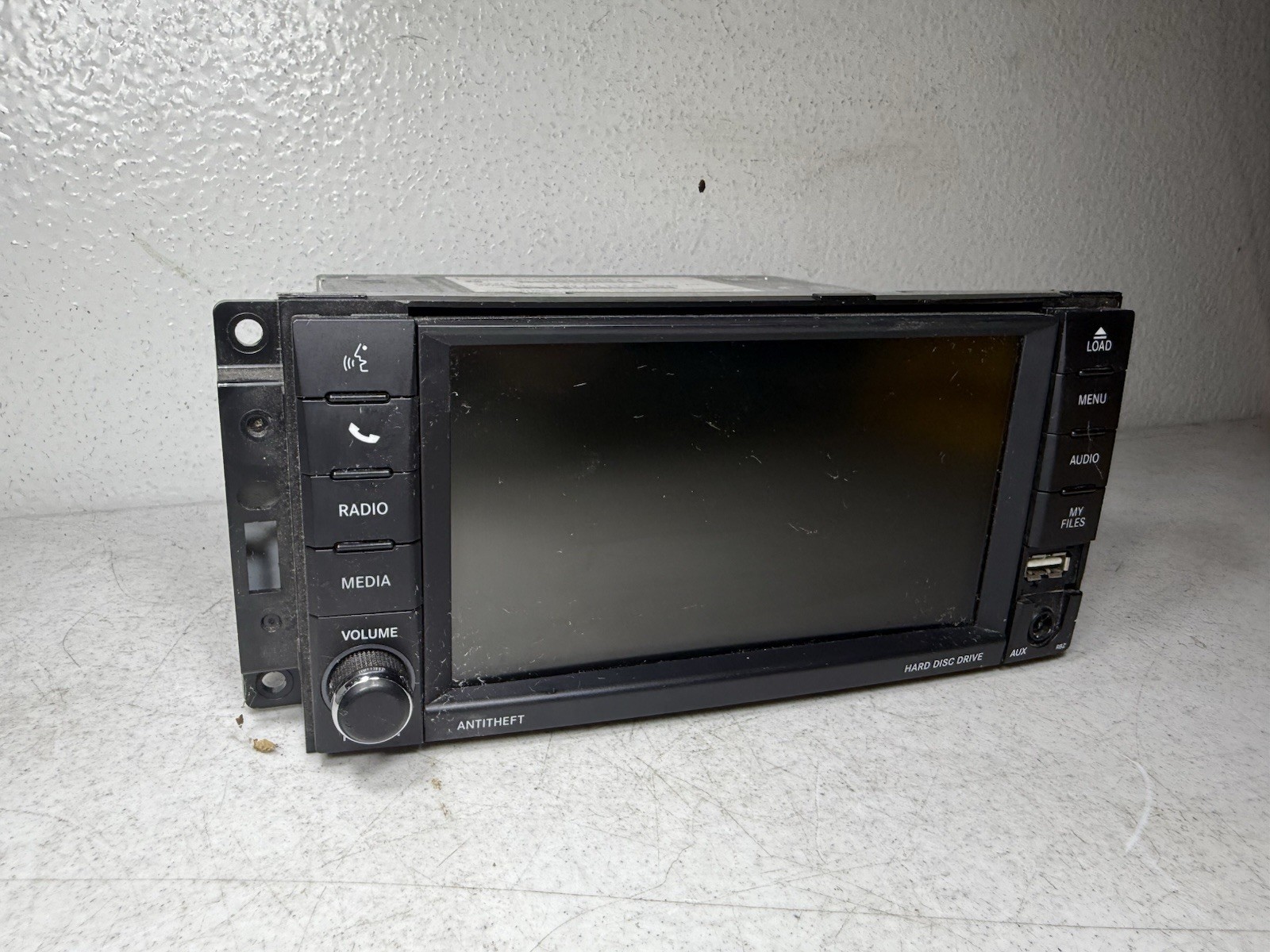 Chrysler Dodge Jeep Sirius Navigation Radio Head Unit OEM P68363305AA Untested