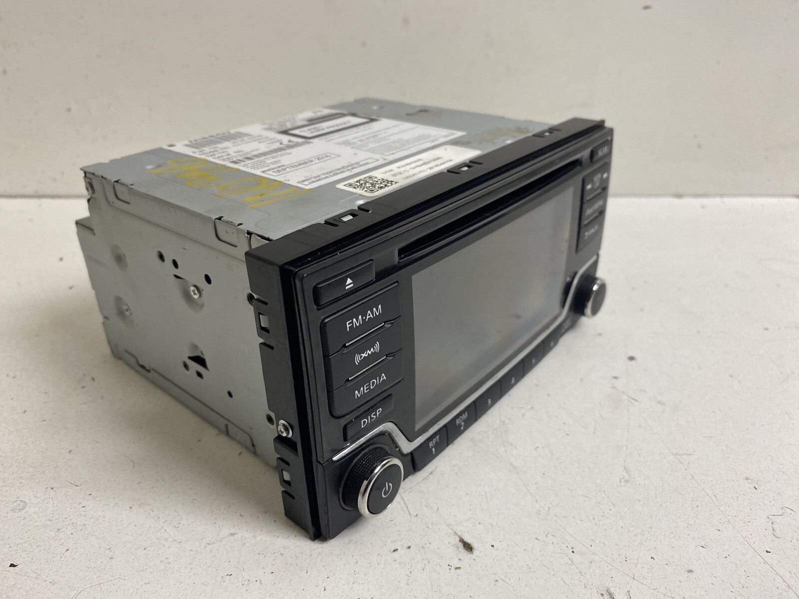 2017-2019 Nissan Sentra NON-NAV 5.0″ Screen Radio Stereo 2 DIN Disc CD Player