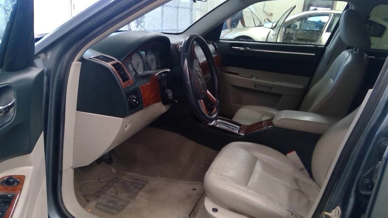 Chrysler 300 2006 Radio/CD/Stereo Head Unit 82208653 8922