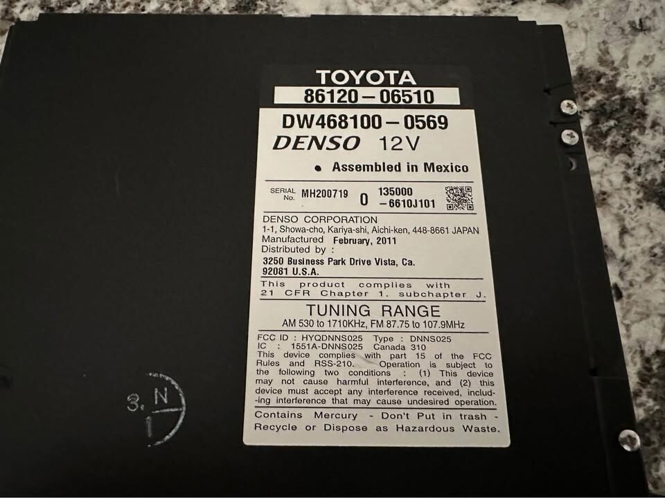 Toyota Camry Stock JBL Navigation Stereo