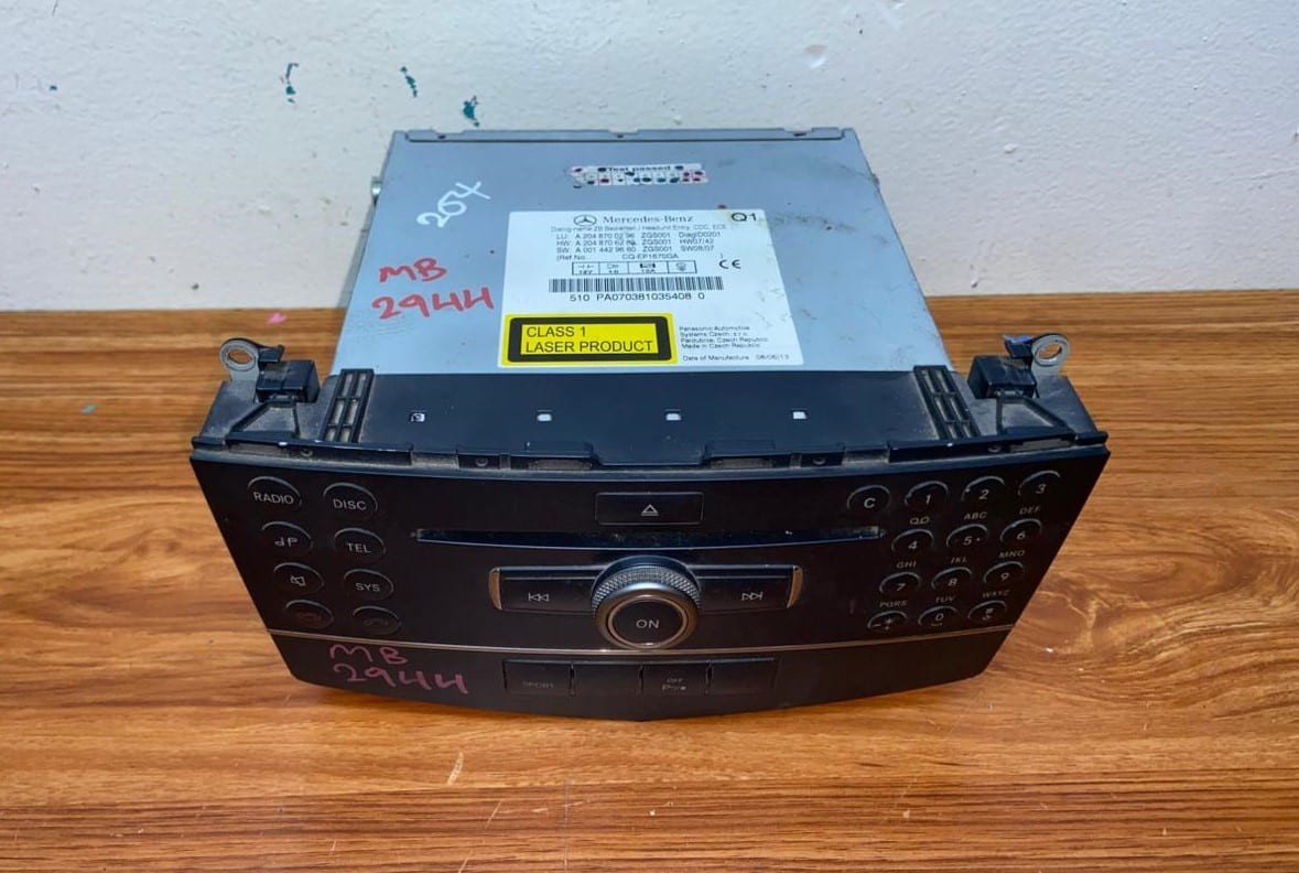 Mercedes-Benz GLK Radio/CD/DVD/GPS Head Unit A2048700296 GLK Class X204
