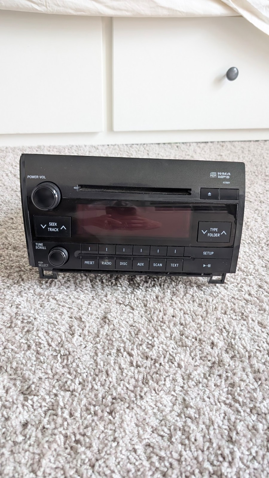 Toyota Tundra 2007-2012 / Sequoi OEM AM/FM CD MP3 WMA Radio Receiver 86120-0C300