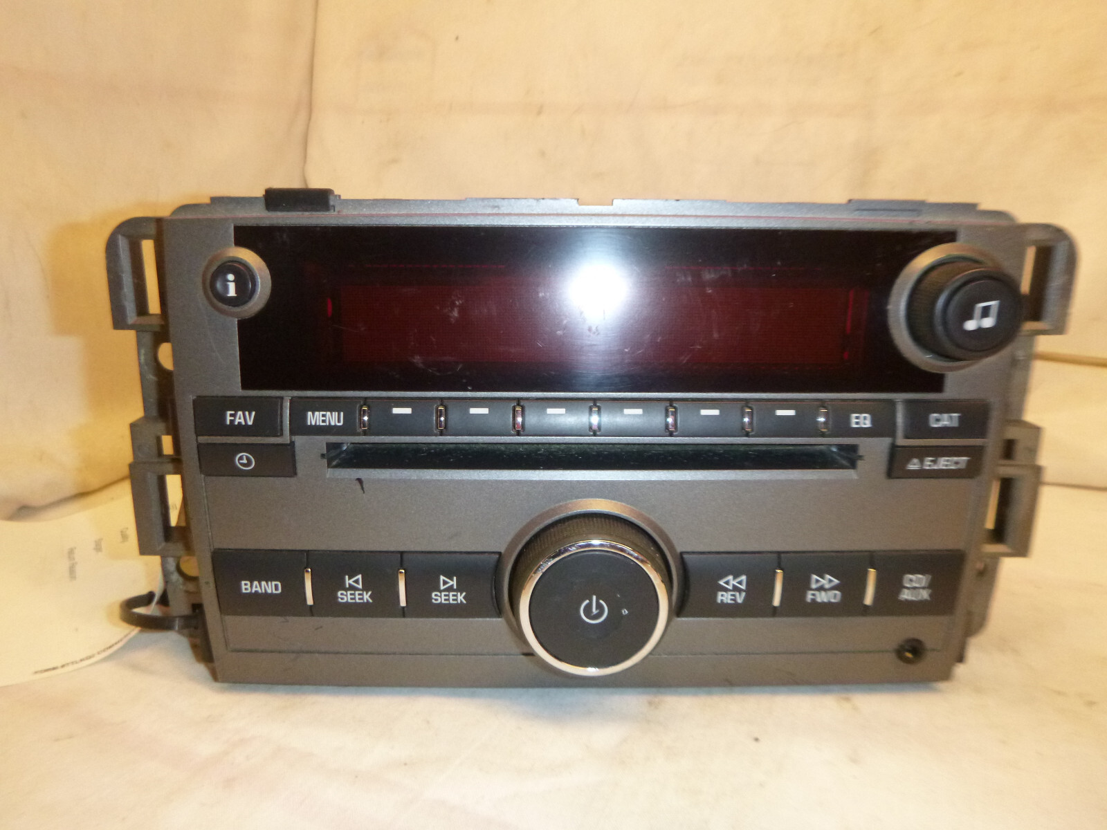 08 09 Saturn VUE AM FM Radio Cd Mp3 Player 25956992 FMD21