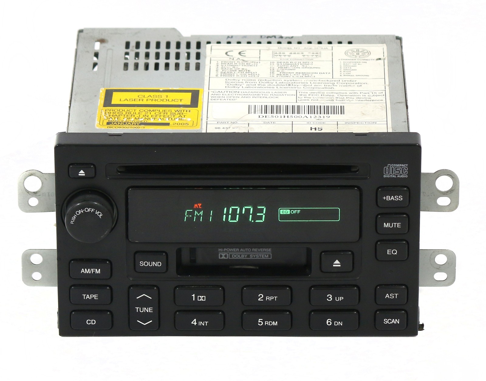 2004-08 Suzuki Forenza AM FM Radio CD Player w Cassette Part Number 96 437 609