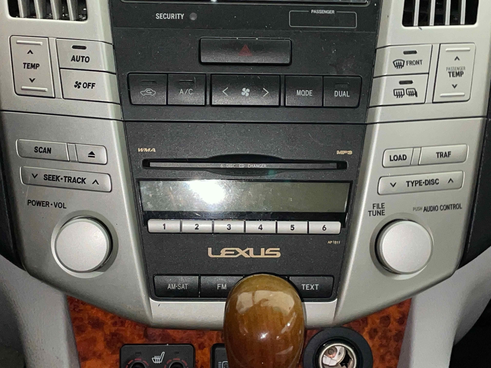 2007 Lexus RX350 CD Audio Radio Receiver Head Unit w/o Cassette OEM 861200e030