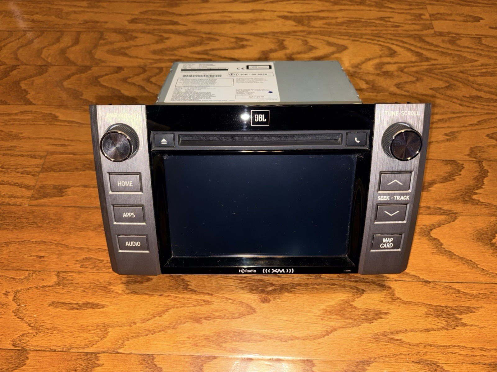 Toyota Tundra Navigation Radio AM-FM CD Info Display Head OEM 2014-2019
