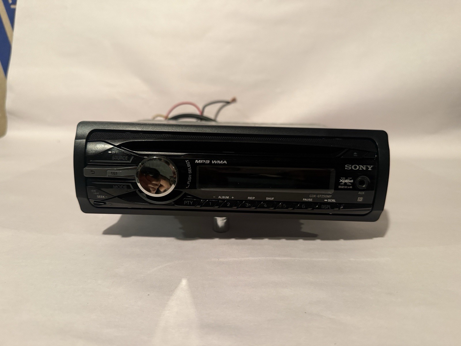 Sony CDX-GT250MP Car Radio Stereo Receiver CD Player Single DIN in Dash Used
