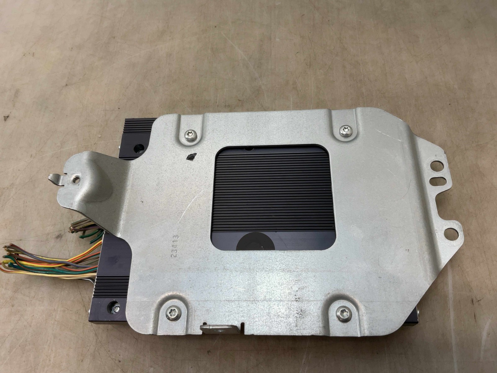 Jeep Wrangler JK OEM Factory Stock Premium Amplifier 05064389AL 2013-2014 176295