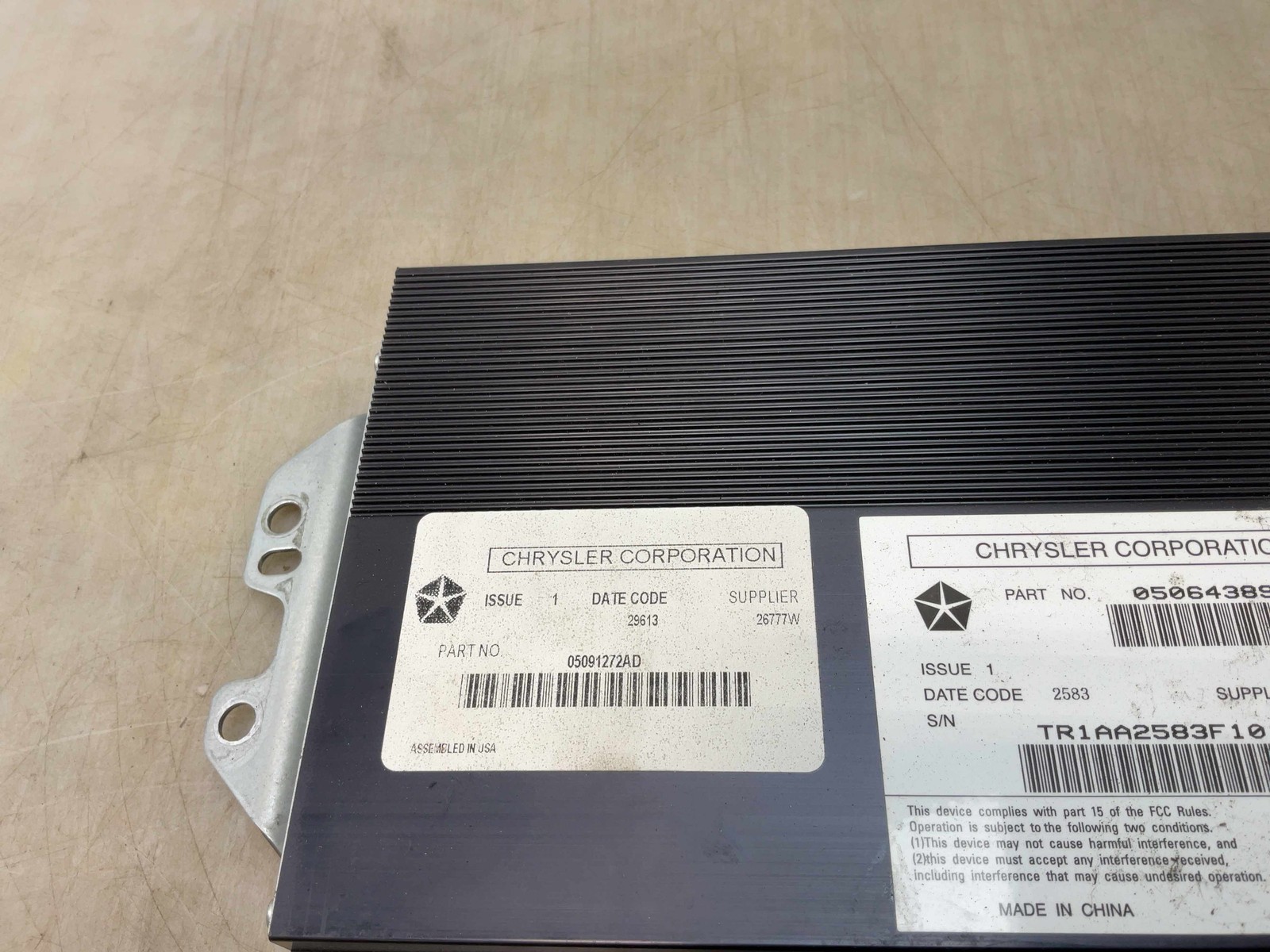 Jeep Wrangler JK OEM Factory Stock Premium Amplifier 05064389AL 2013-2014 176295