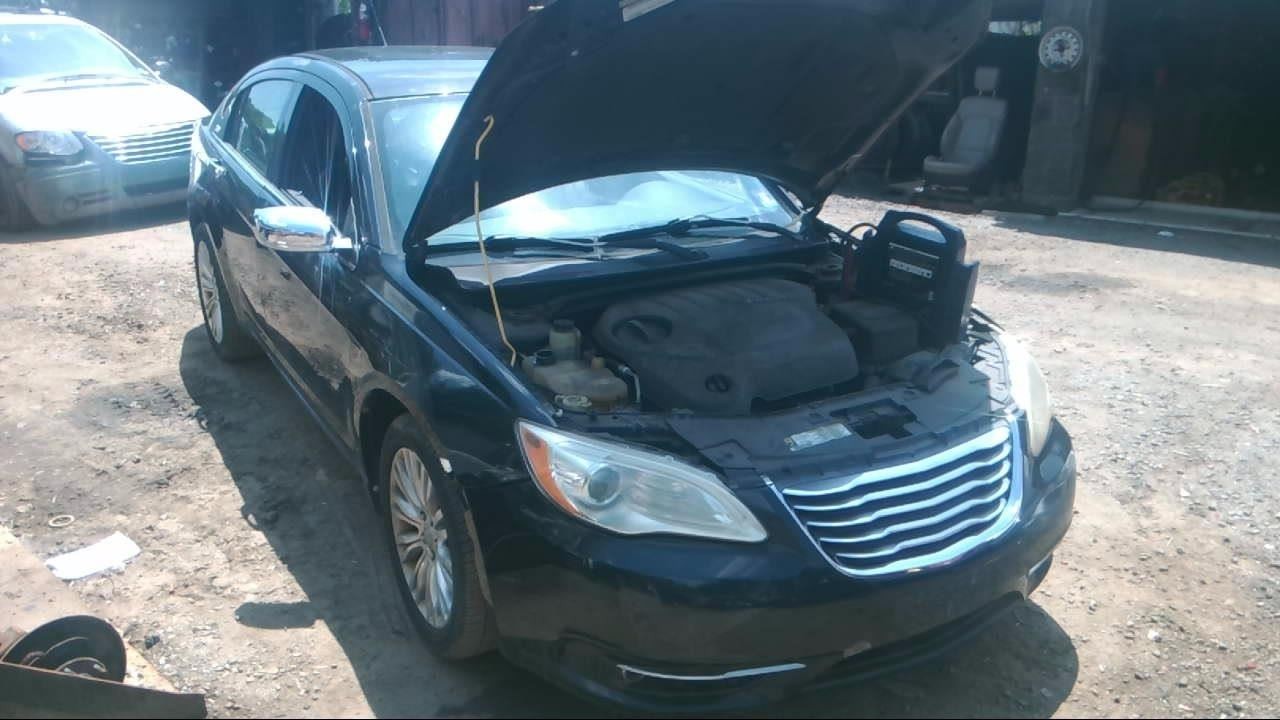 Audio Equipment Radio Receiver Am-fm-cd-dvd-hdd Fits 11-12 200 868602