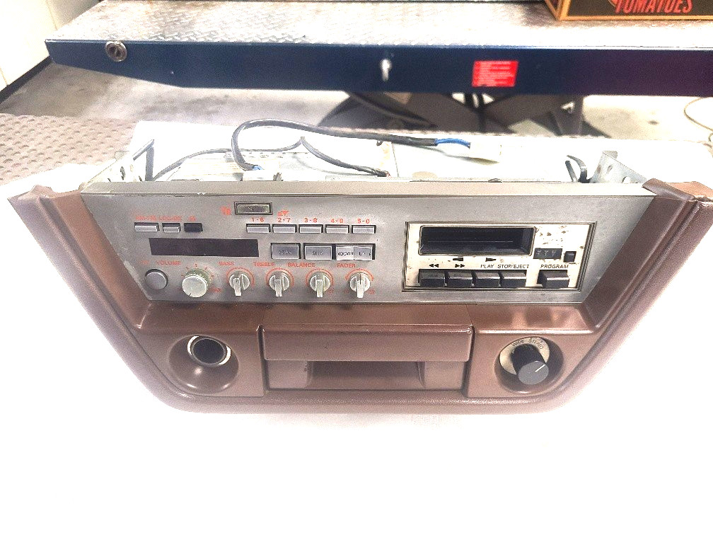 Nissan 79-83 280ZX Radio/Cassette Stereo Console and Ashtray Brown NOT Tested