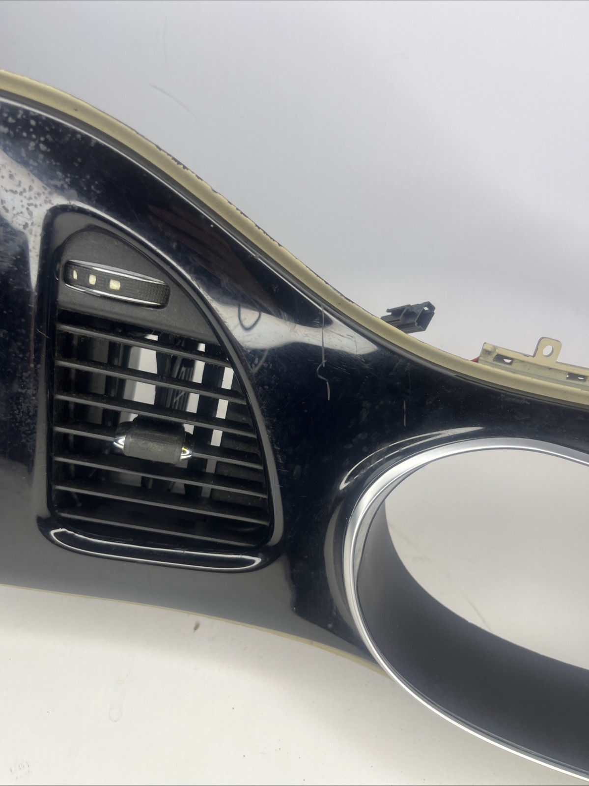 2013-2016 Dodge Dart 8.4” Uconnect Radio Display Screen 05091143AE OEM