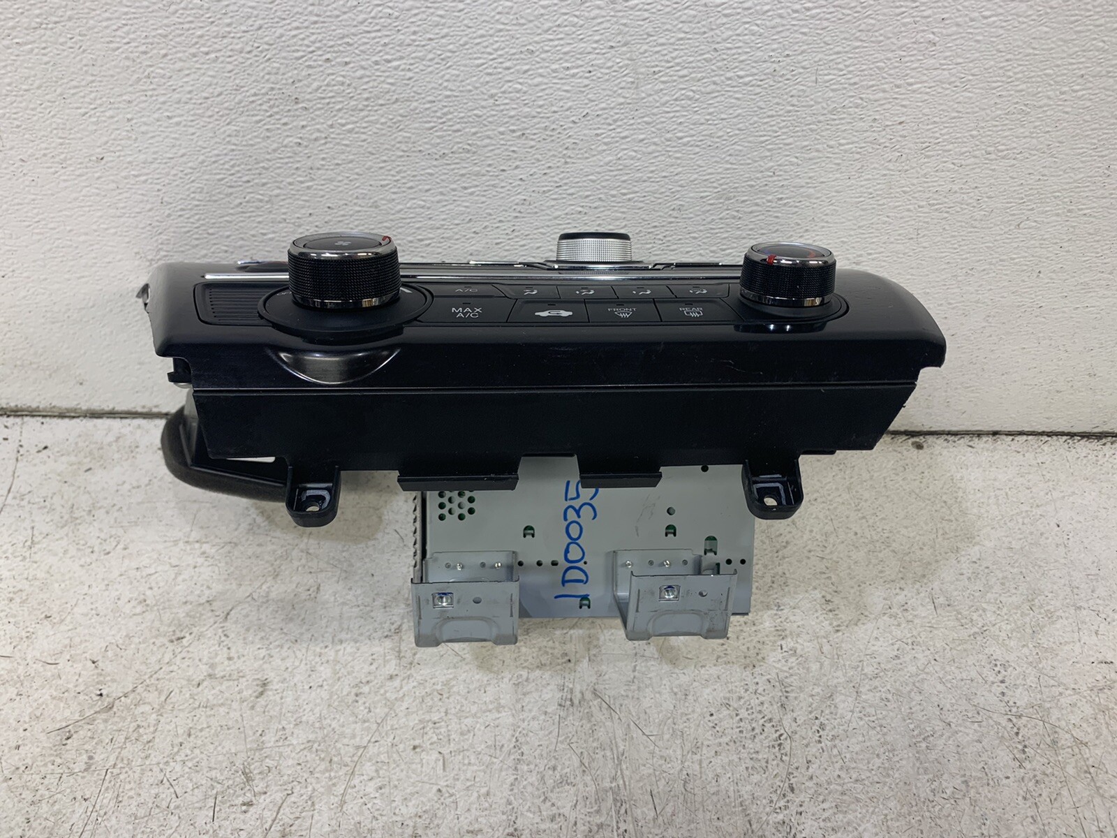 2013-2015 Honda Civic 4DR SED LX HF Radio Stereo NON-NAV ID: 2XC3 HVAC Player Oe