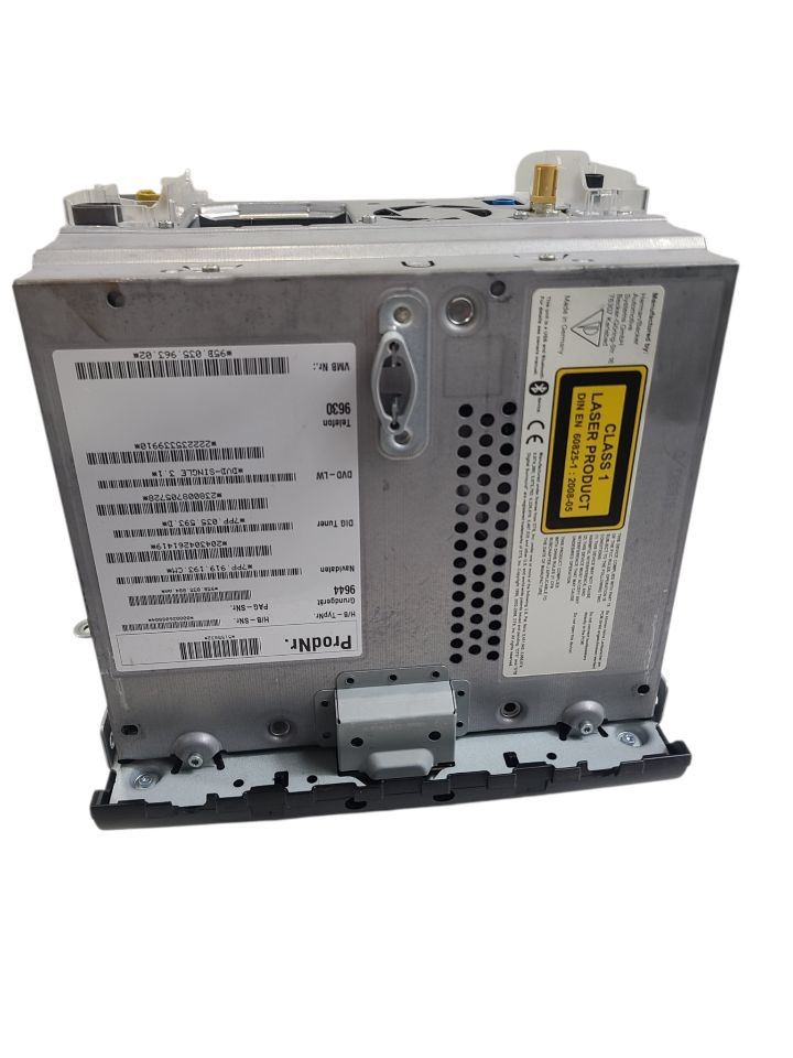 Audio Equipment Radio ID 95B03596302 Fits 15-16 PORSCHE MACAN 661648