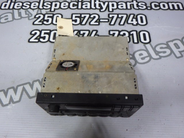 2002 2003 FORD F150 XLT 5.4 AUTO 4X4 RADIO STEREO PLAYER 1L3F18C869AA OEM
