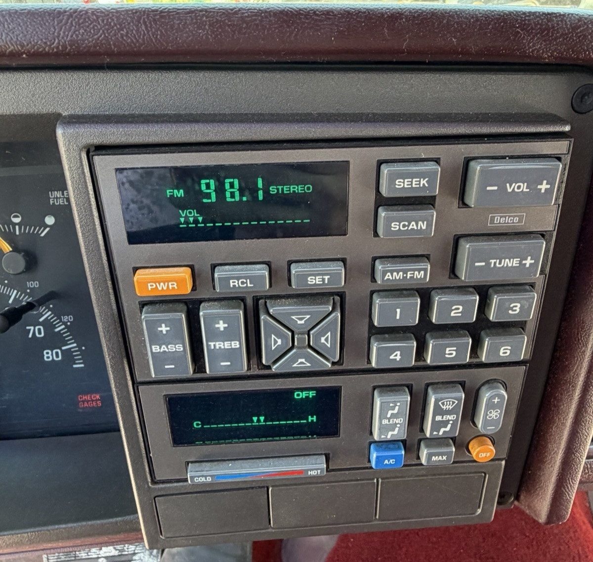 88-94 Chevy GMC Silverado OBS Truck AM/FM Stereo Radio Display Delco 16189885