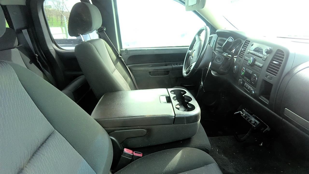 Audio Equipment Radio AM-FM-CD-MP3-USB Fits 11-21 EXPRESS 2500 VAN 32387655