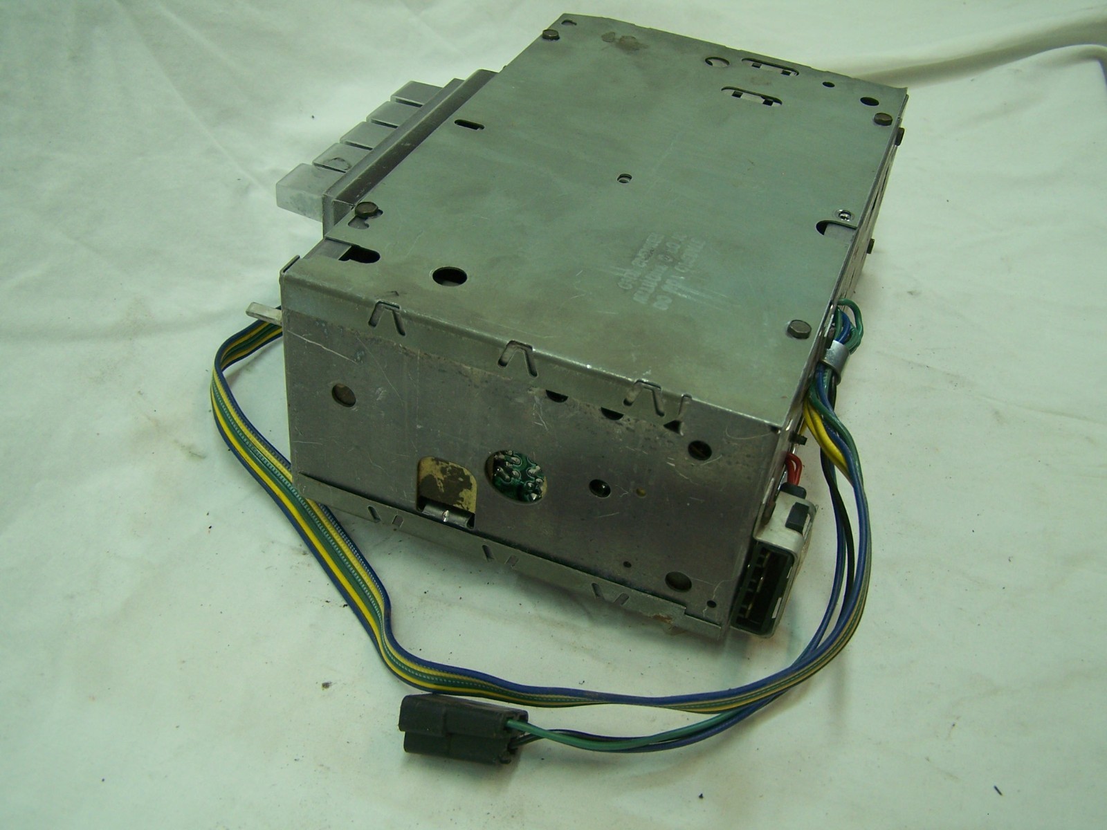 Corvette 1972-1976 AM FM Stereo Radio in Unknown Working Condition