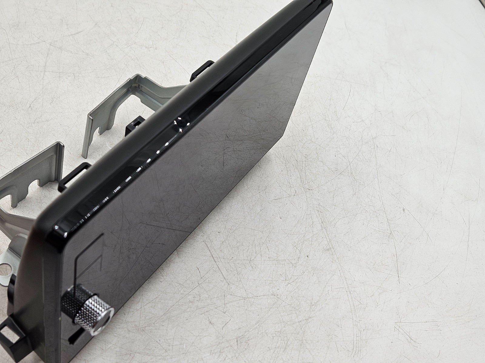 2023–2025 Honda CR-V Touring 9″ Radio Display Screen 8A7003A0A01 OEM Scratches