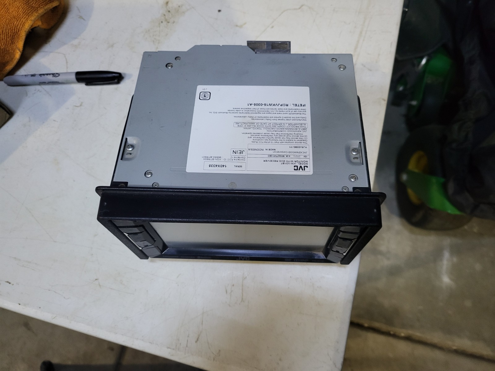 JVC KW-V21BT 6.8″ DVD Receiver – UNTESTED