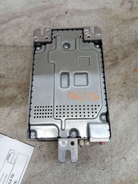 Audio Equipment Radio Amplifier Fits 19-25 BMW 330i 222370