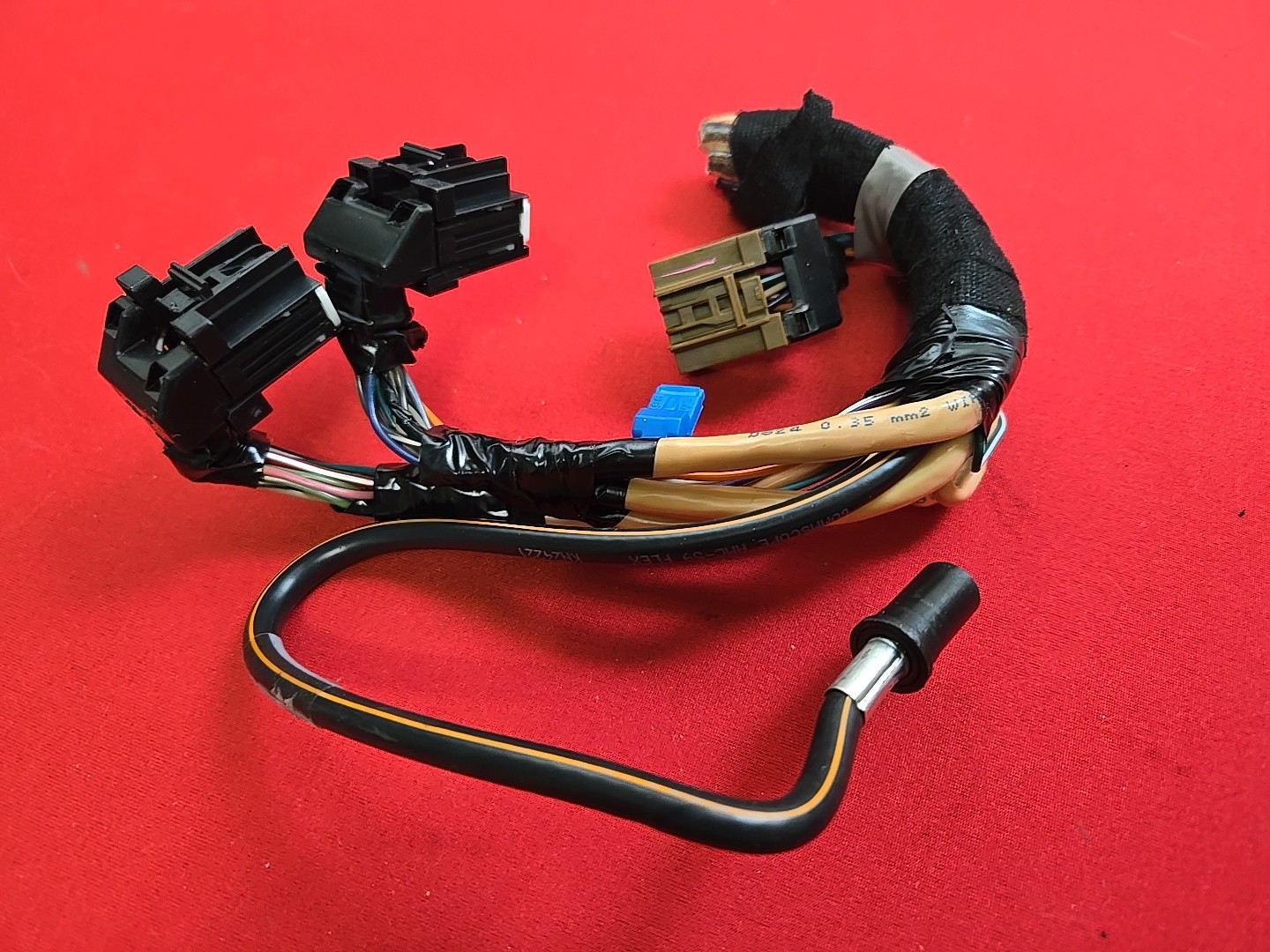 2010-2012 GMC Acadia AM/FM CD MP3 USB Radio Stereo Opt. UUI – PIGTAIL WIRES ONLY