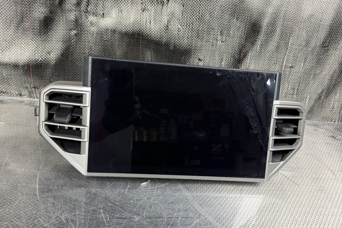 2022 – 2026 Toyota Tundra Sequoia 14” Display Radio Receiver *Never Installed*
