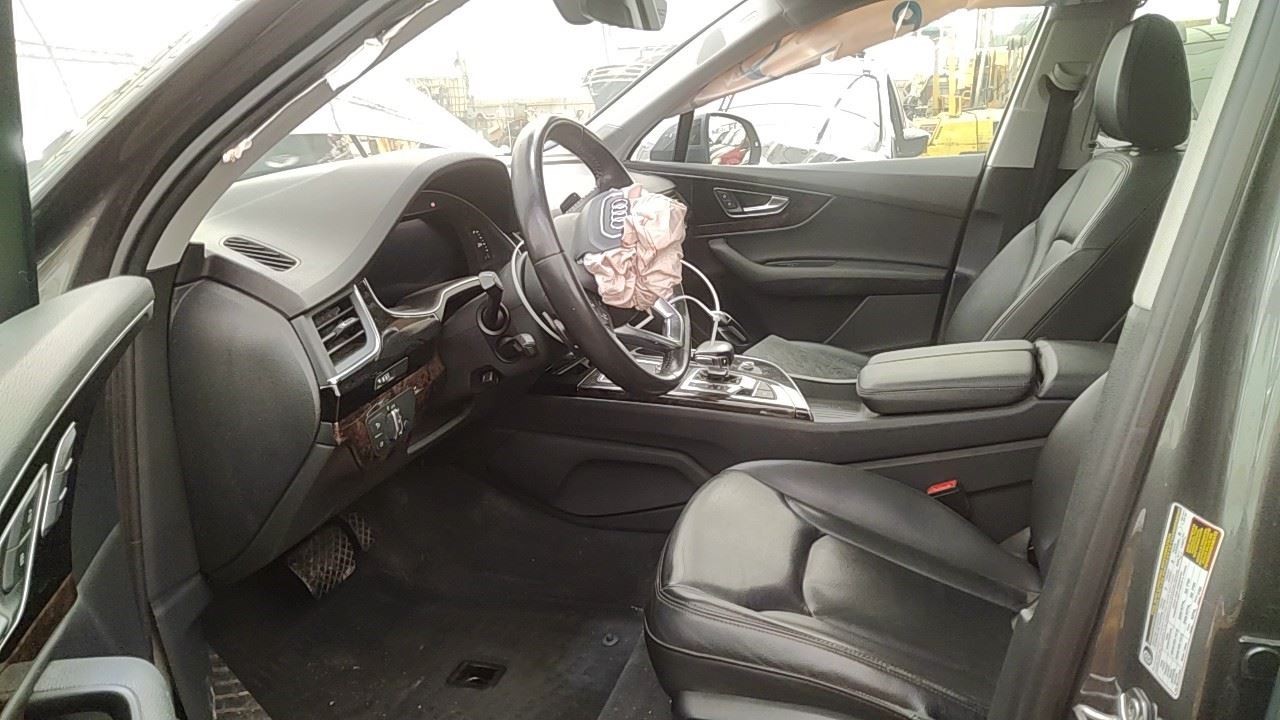 Audio Equipment Radio Control Console Mounted Fits 17-19 AUDI Q7 7068156