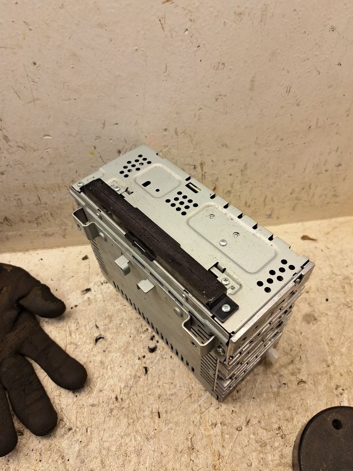 2016 Escape Stereo Radio Receiver,Cj5t19c107fc Sku#4421610