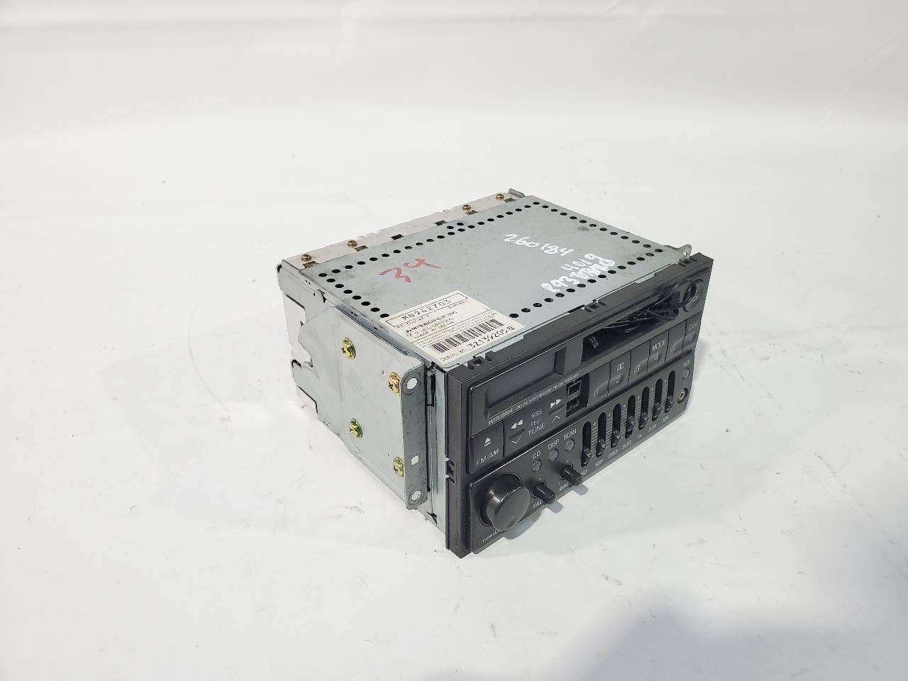 1993 1996 Mitsubishi 300GT OEM Radio Audio Receiver MB942703