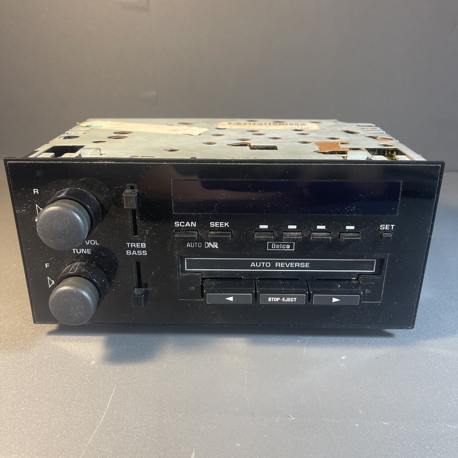 16169183 OEM GM CHEVROLET PONTIAC AM FM CASSETTE RADIO From 2002 Dodge Ram 1500