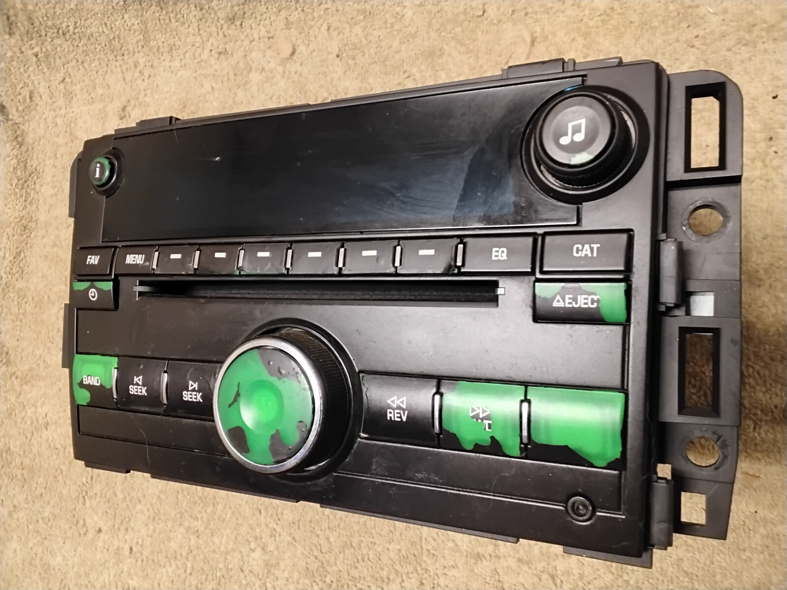 Chevrolet & GMC Pickups & Vans, 2010 – 2021, OEM, AM/FM/CD Player, Radio Unit