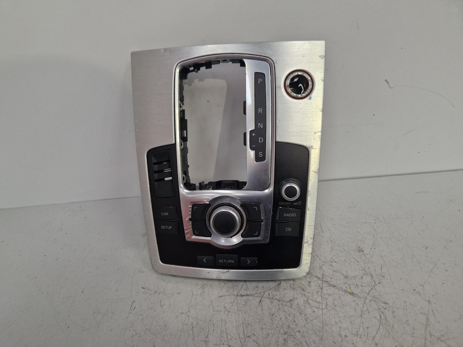 AUDI Q7 TDI 4L MK1 2007 RADIO STEREO HEAD UNIT CD