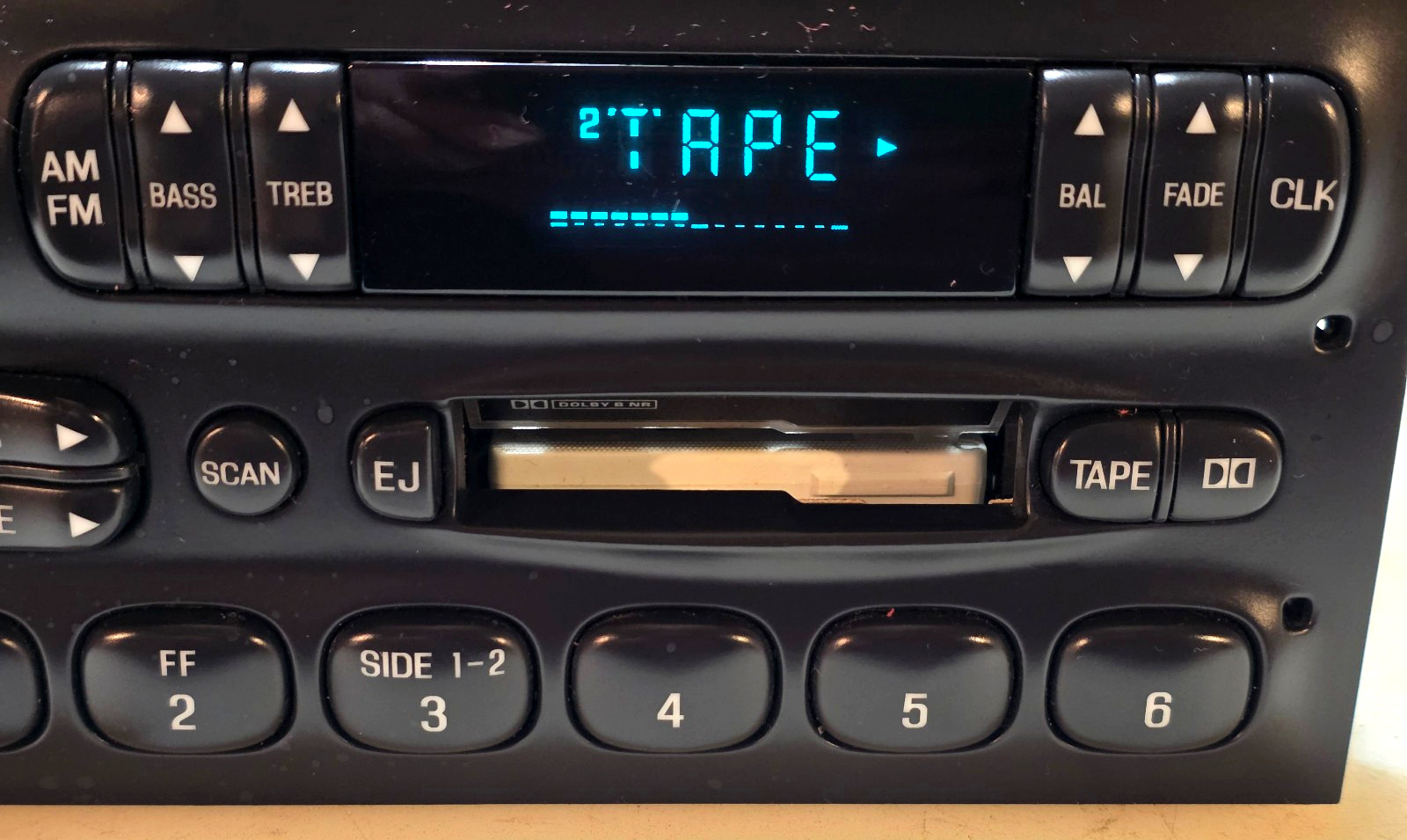 1995-1997 Ford Explorer Ranger 97 F-150 Cassette Radio Standard Sound BLUE Lites