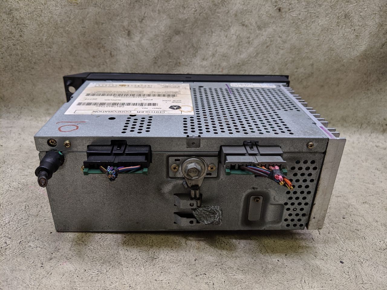 Stereo Radio Receiver AM FM CD Player Fits 97-03 DODGE 1500 VAN os30-205358