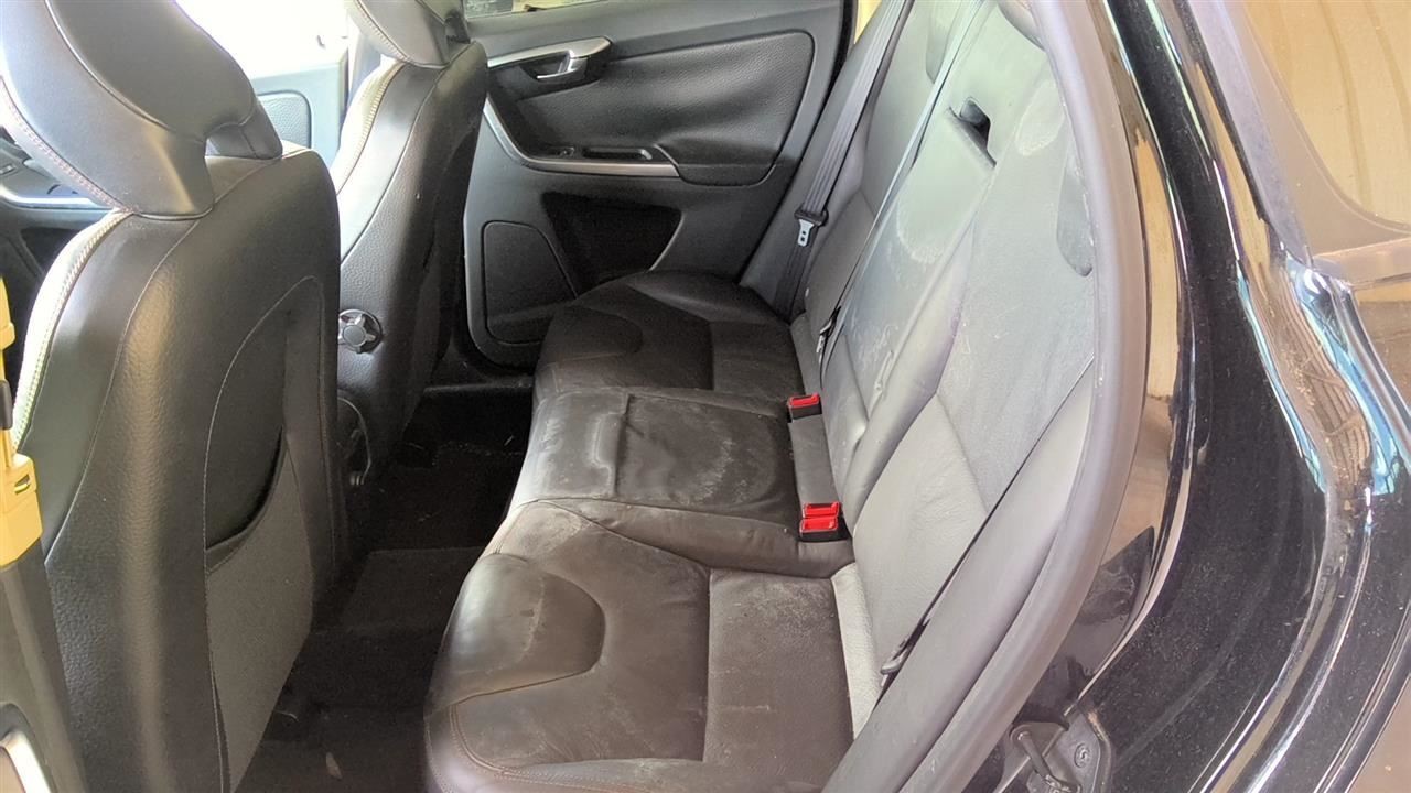 Audio Equipment Radio XC60 Display Upper Fits 09-12 VOLVO 60 SERIES 1348356