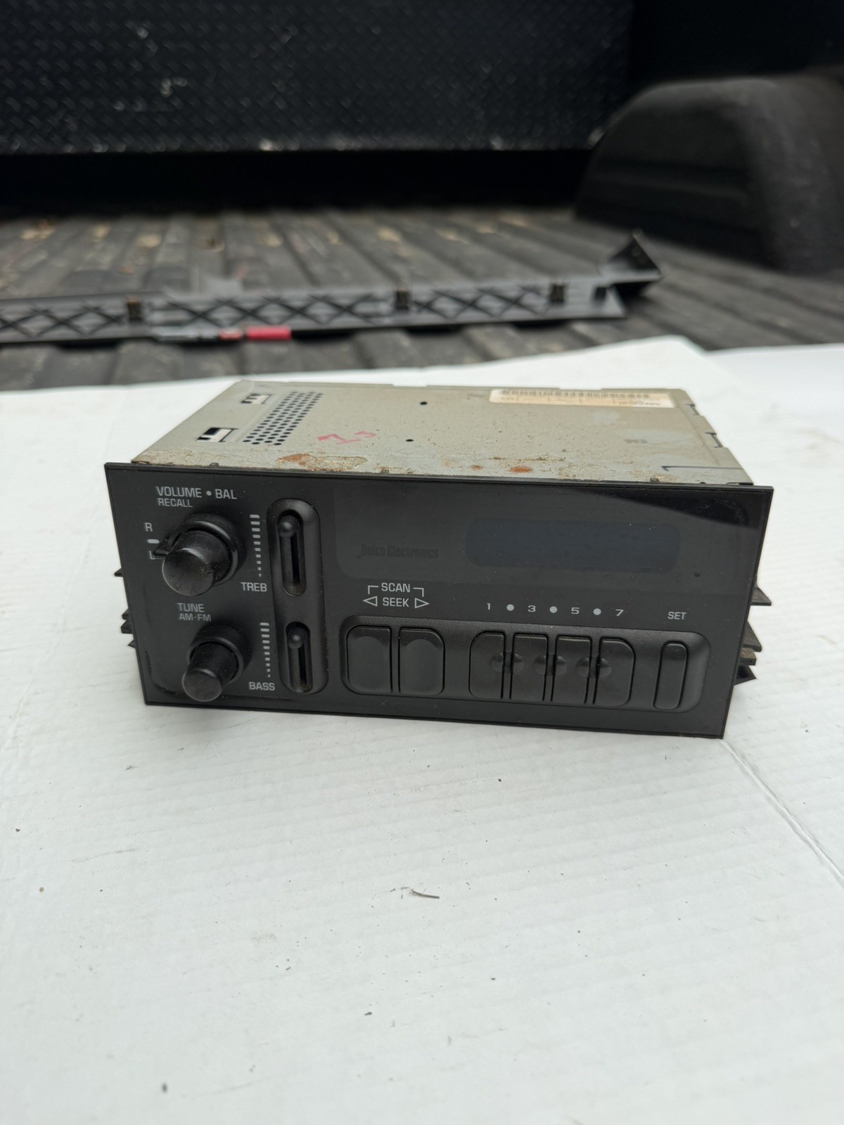 TESTED WORKING 1999-2002 GMC SIERRA CHEVY SILVERADO AM FM DELCO RADIO OEM