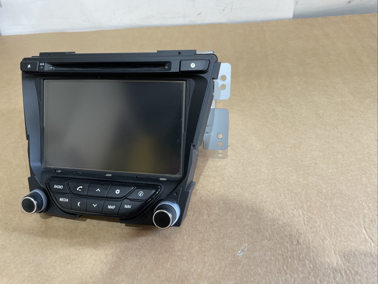 HYUNDAI i40 BLUETOOTH SAT NAV NAVIGATION TOUCH SCREEN CD PLAYER 96560-3Z000