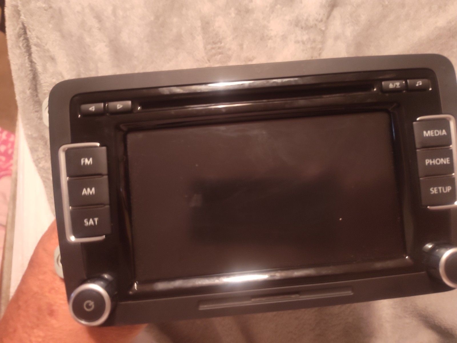 2014 VW Tiguan AM/FM CD SAT RADIO 28372940 Sirius Phone Used
