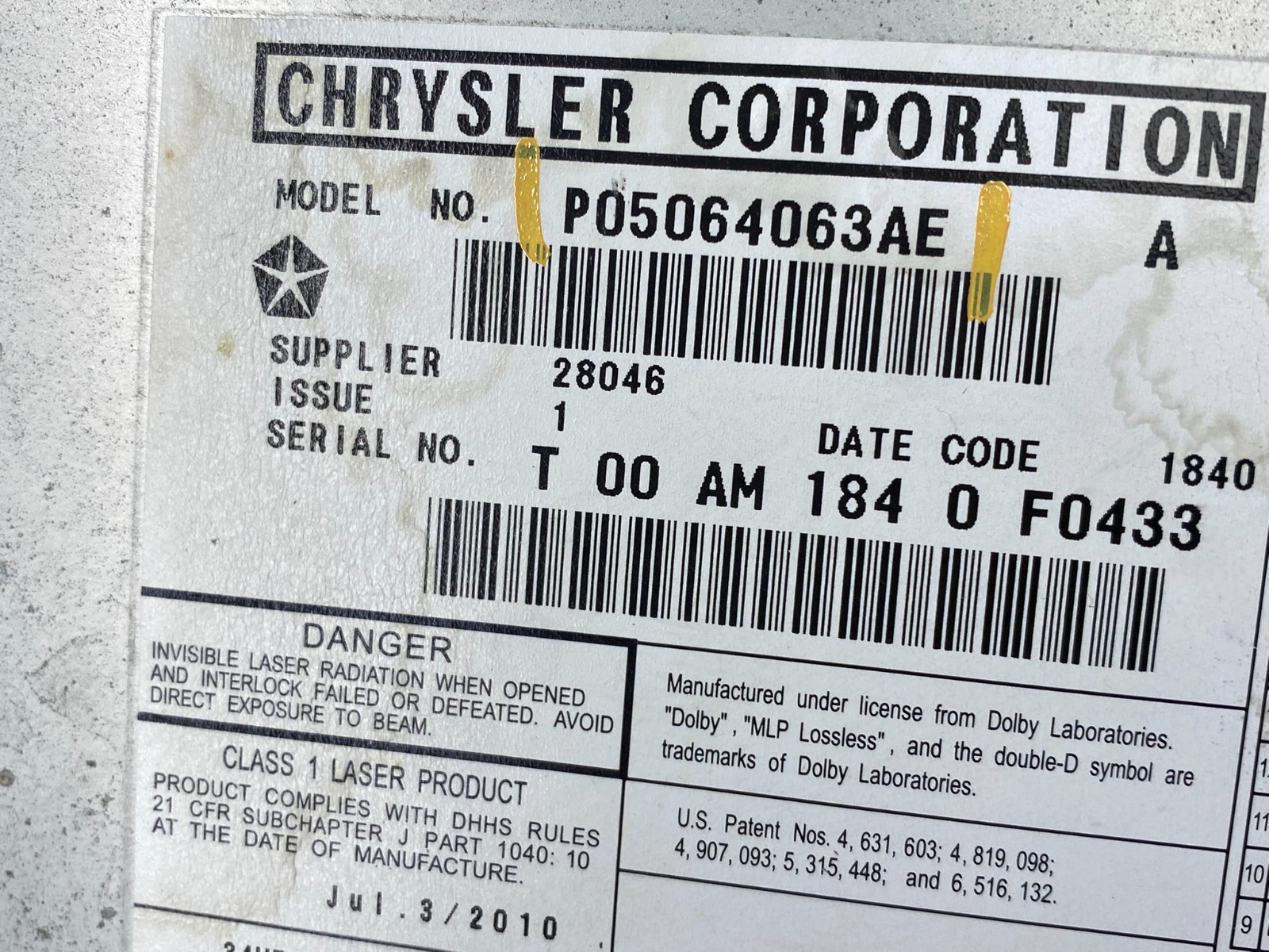 2008 to 2012 Chrysler Town Country DVD Player Receiver OEM AA4425 DG