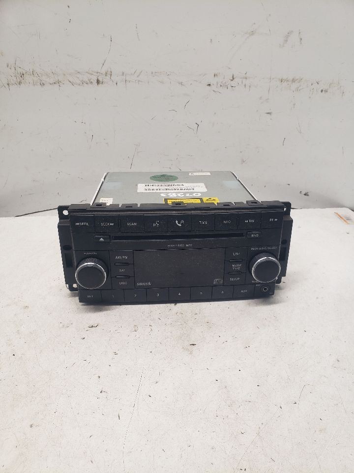 2008-2010 Dodge Dakota Radio AM FM CD-MP3 Face Plate ID RES OEM 1466655