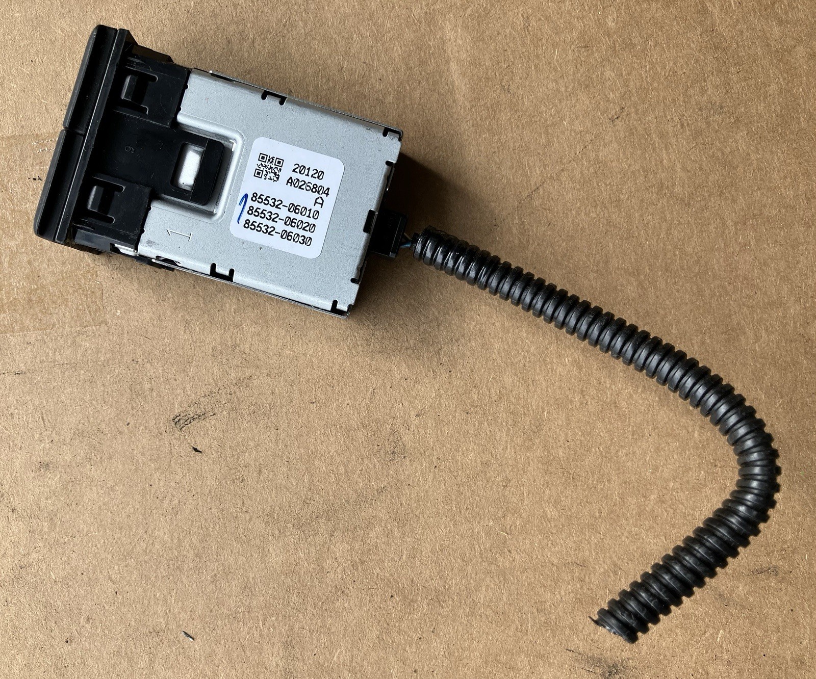 Genuine 17-20 Toyota Double USB Charge Port 85532-06010