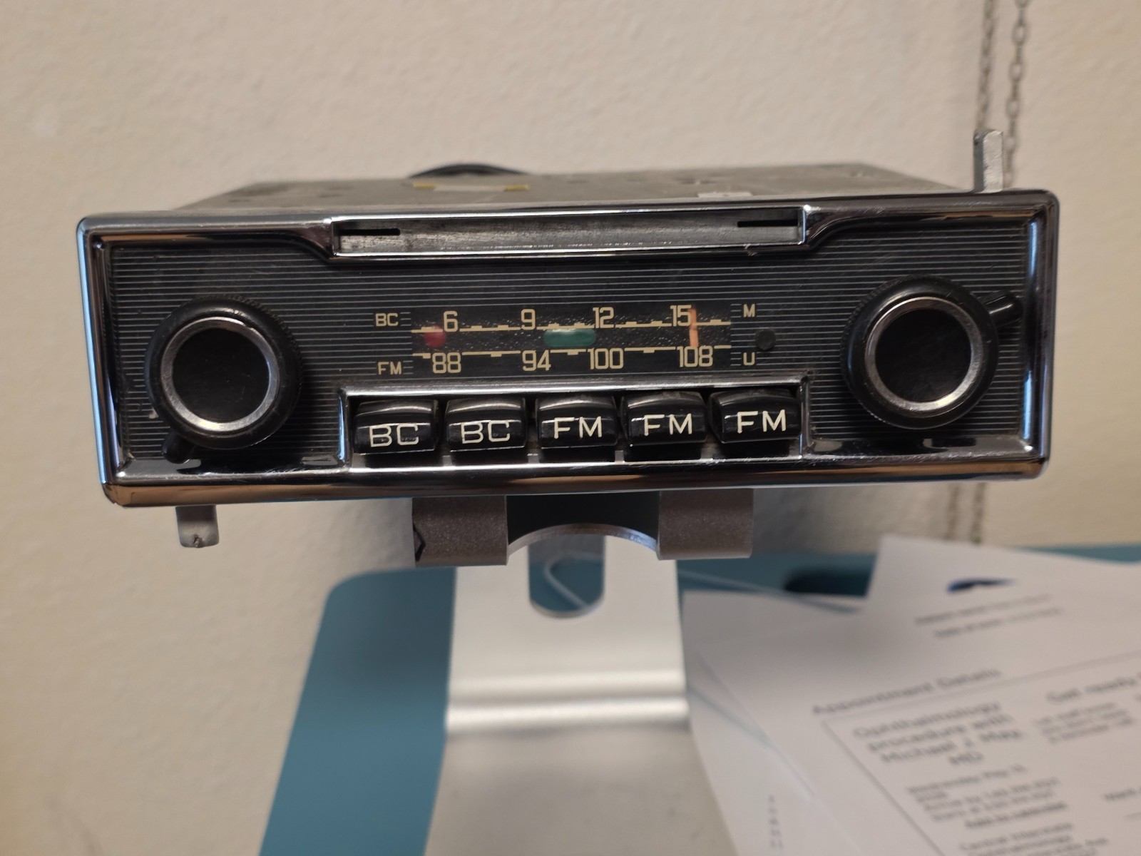 Radio from a 1972 Mercedes Benz SL, Pretty standard for all 350 and 4350SL’s