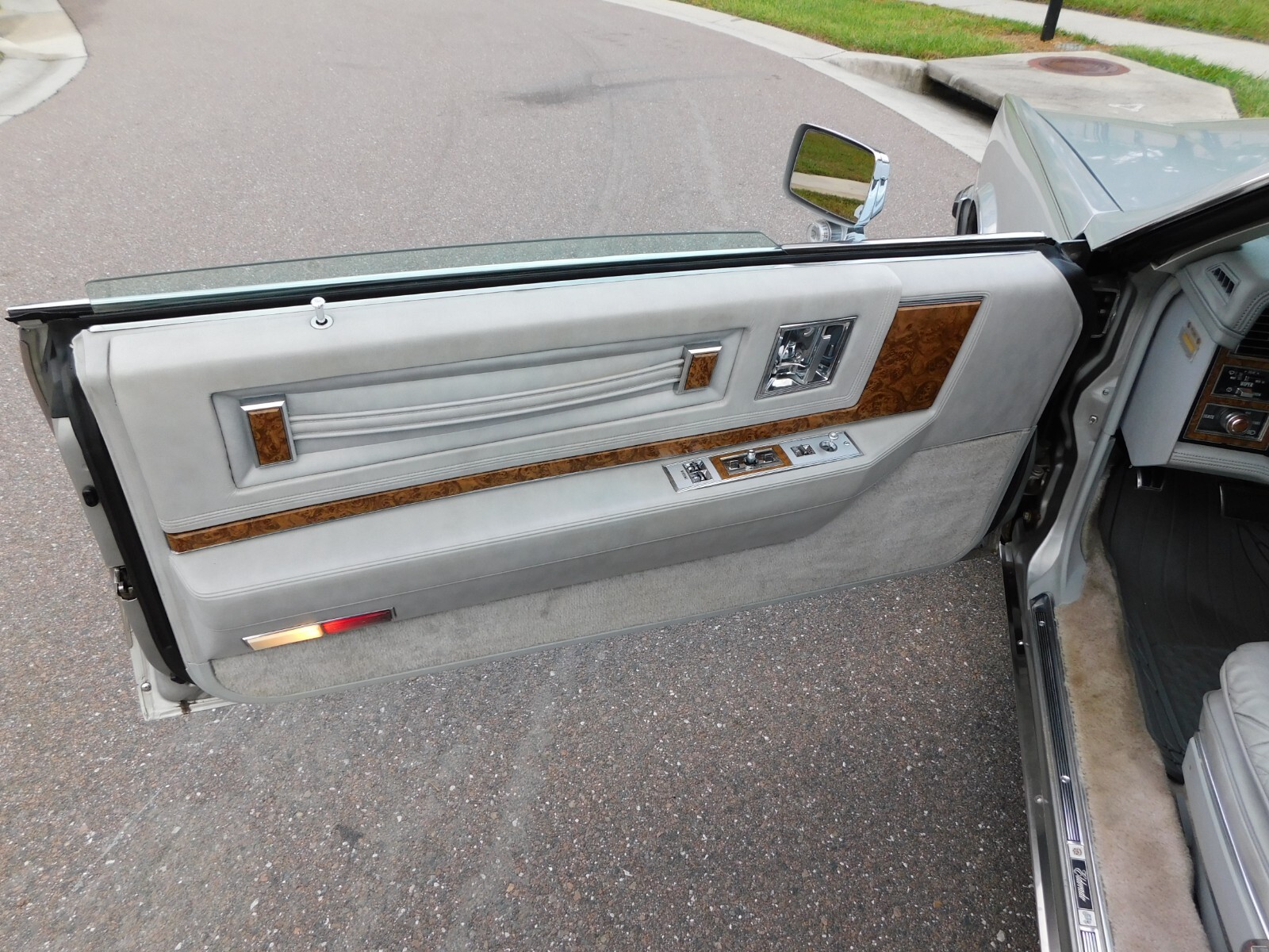 GM 1979 Cadillac Eldorado in Norfolk Grey with Silver leather interior 350 V-8.