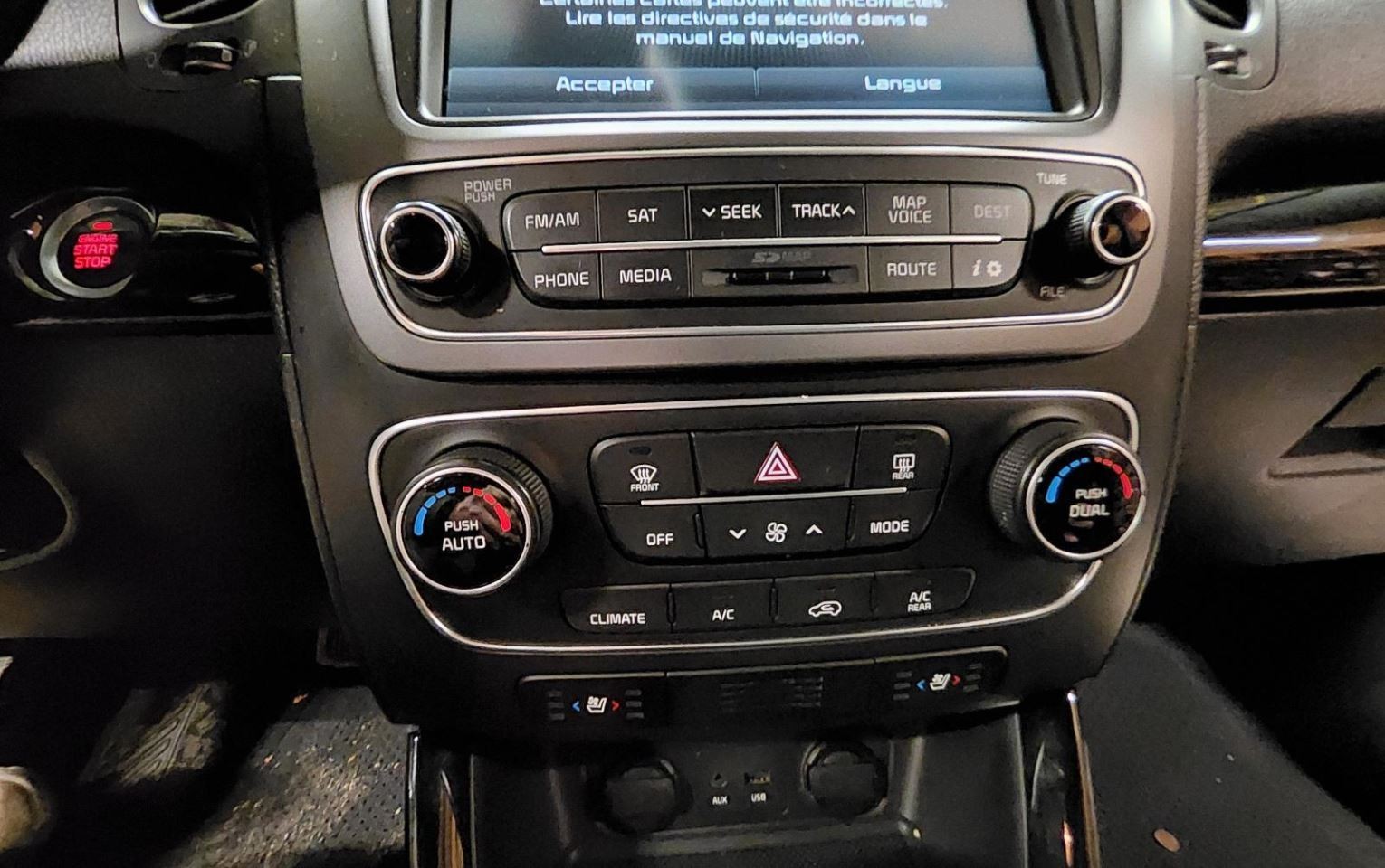 Kia Sorento 2014 Radio/CD/Stereo Head Unit 233K mi. Used 5497