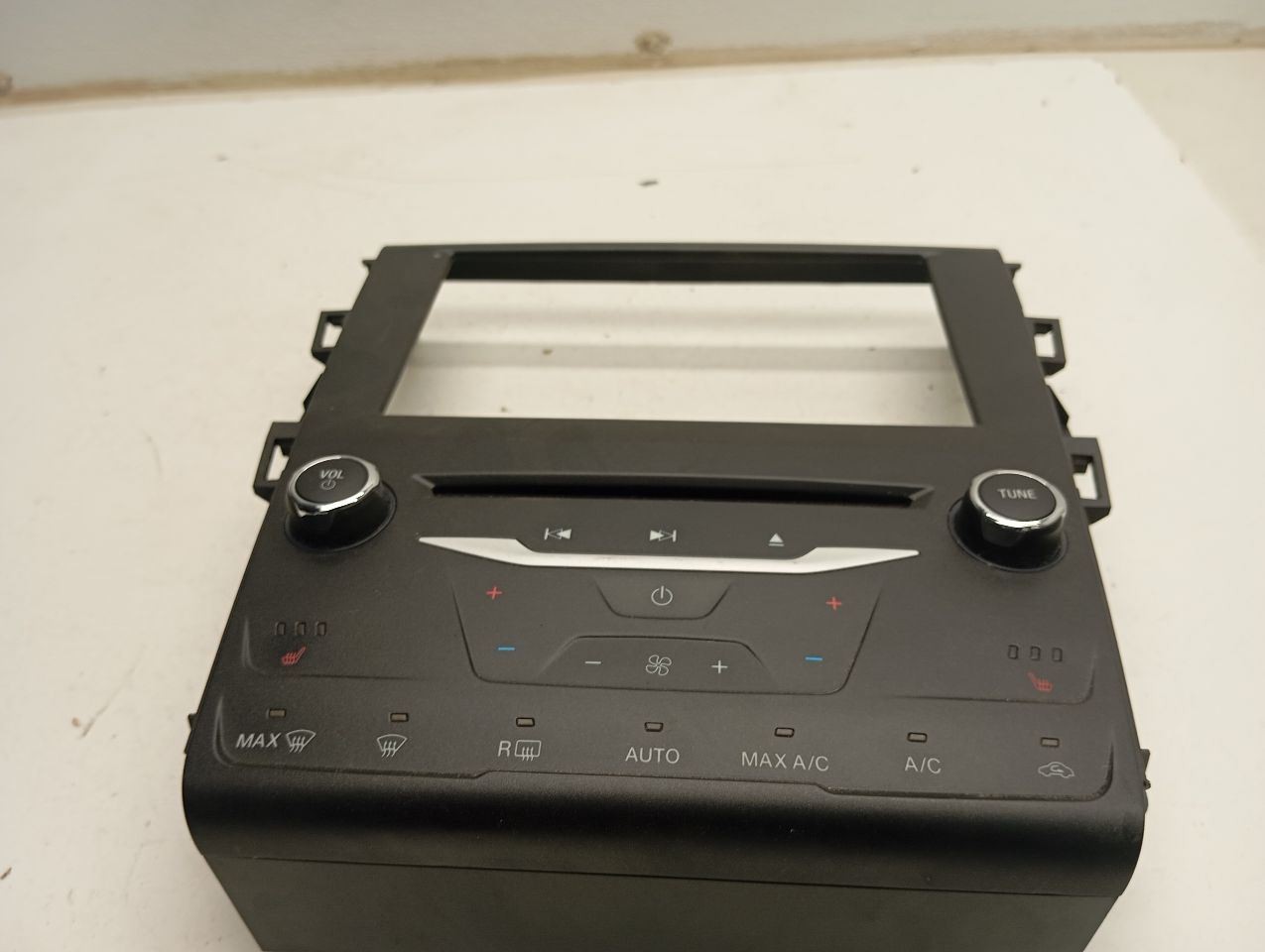 Audio Equipment Radio Control Panel Fits 15 FUSION 3942142