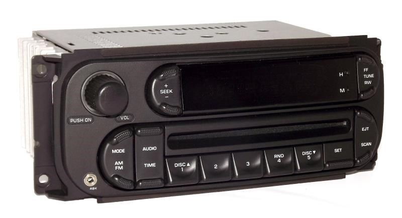 07 Chrysler Town & Country Van Radio AMFM CD Player Auxiliary Input Digital RBK