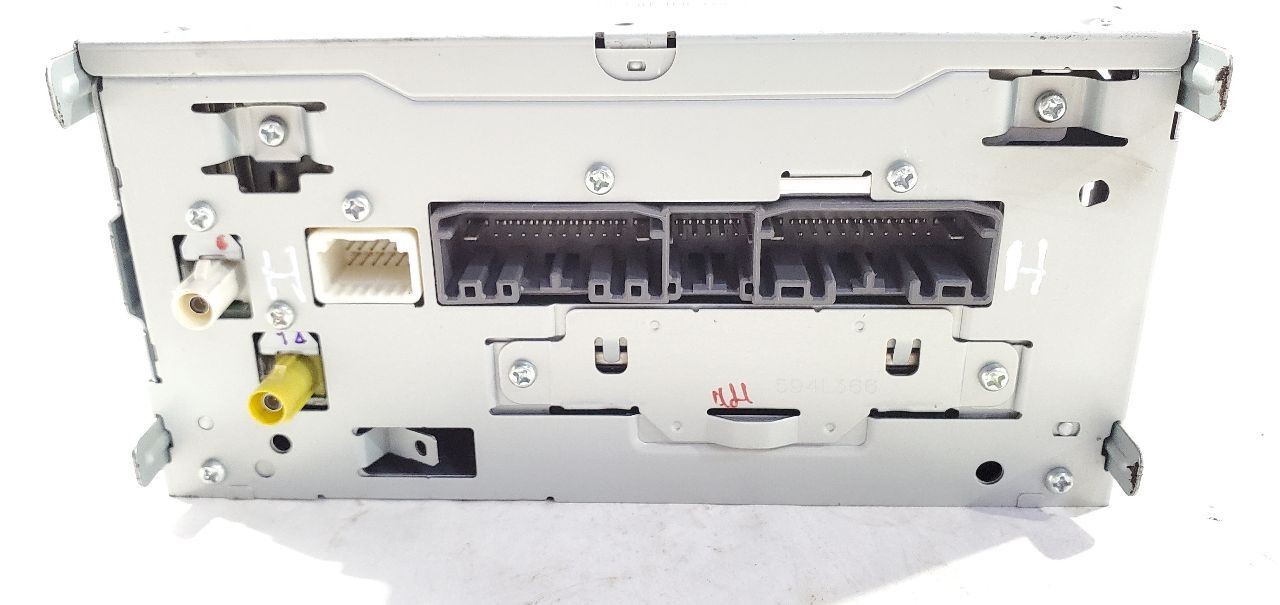 2011 2012 Dodge Ram 1500 OEM Uconnect Sirius Radio Head Unit MP3