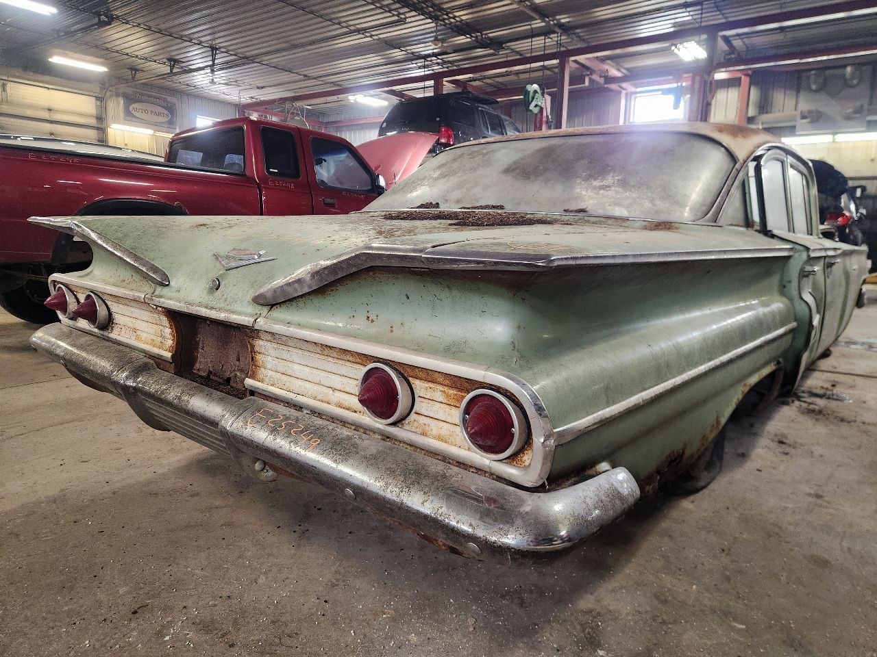 AM Radio Untested Fits 1960 BEL AIR 1235590