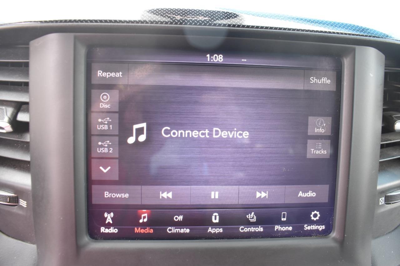2019 RAM 1500 8.4″ UCONNECT 4 OEM RADIO W/ CONTROL PANEL & RECEIVER UCM NON-NAV